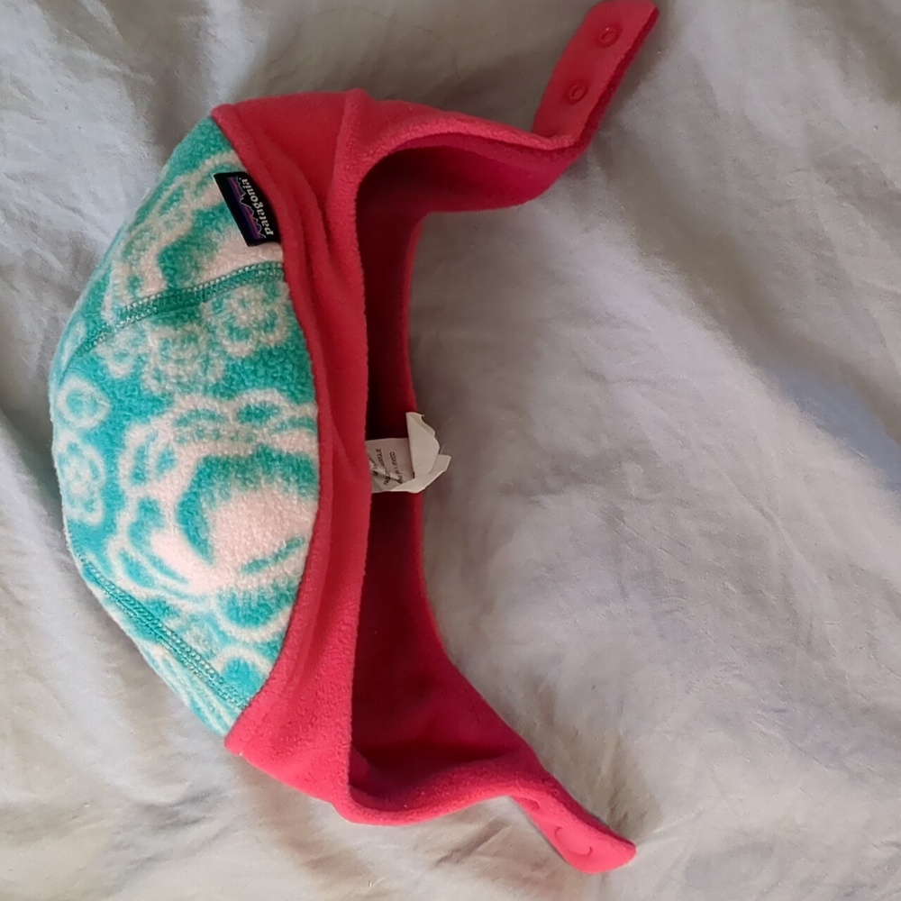 Patagonia baby hat